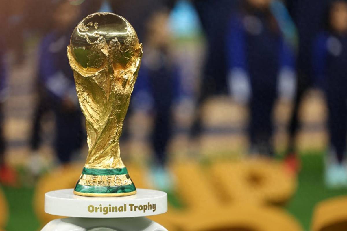 在其中脱颖 在其中脱颖