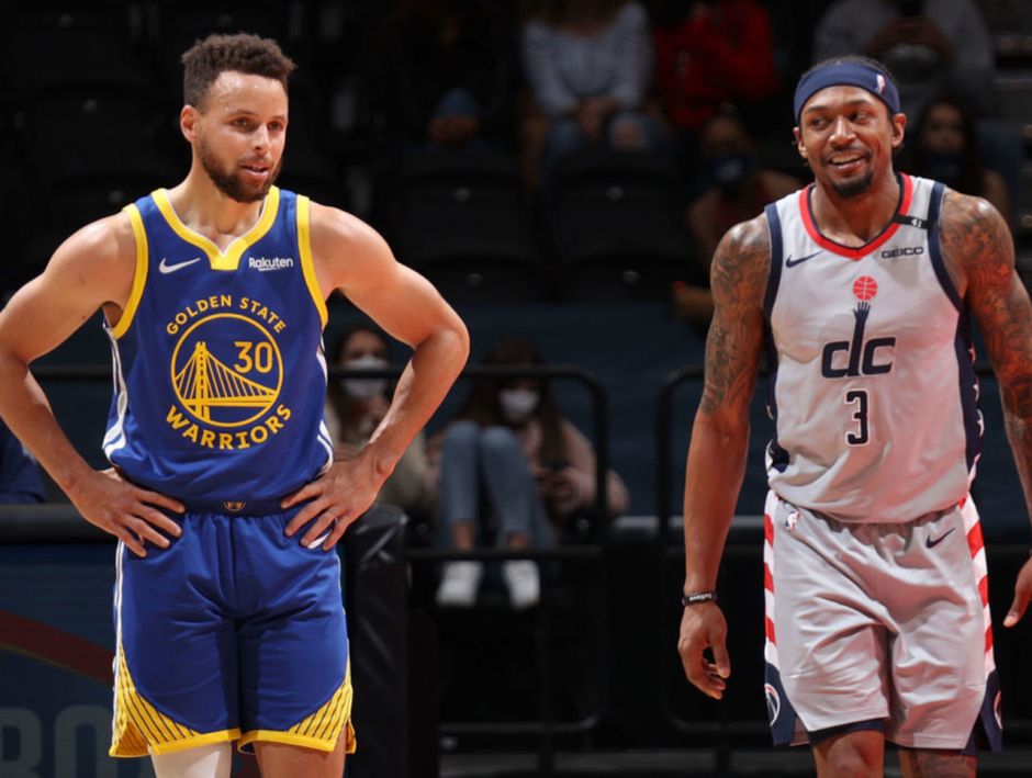 帮助队员解 帮助队员解