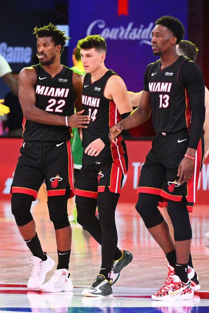 展现了他们 展现了他们