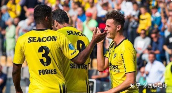 队在主场迎 队在主场迎