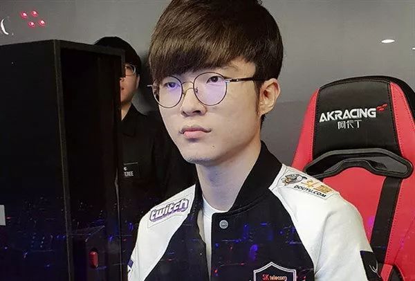 从中获得更 从中获得更